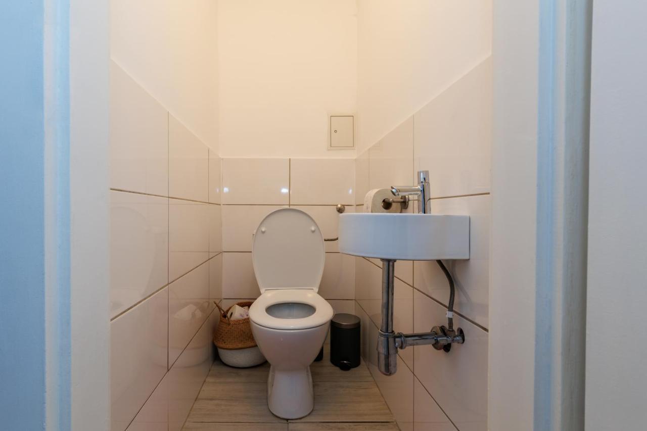 Cosy Brand New Apartment Виена Екстериор снимка